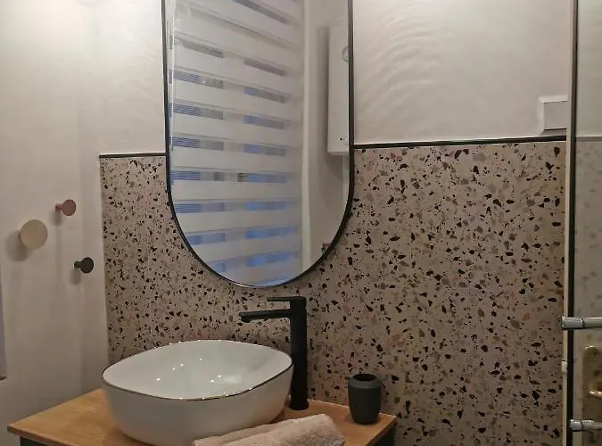 Lu&lu 아파트 스플리트